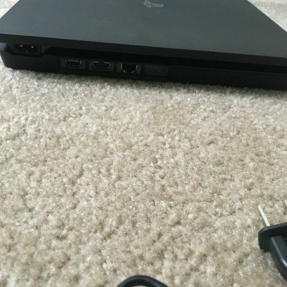 Sony PlayStation 4 Slim 500GB Console Bundle With 1 Controller & 1 Video… - Picture 8 of 9